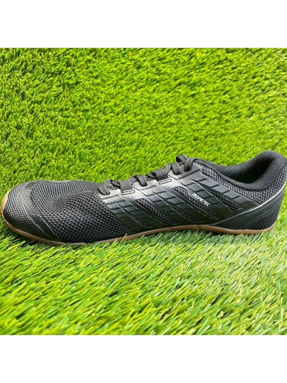 Inov-8 Bare-XF 210 V3 Mens Size 8.5 Black Athletic Cross Training Shoes Sneakers